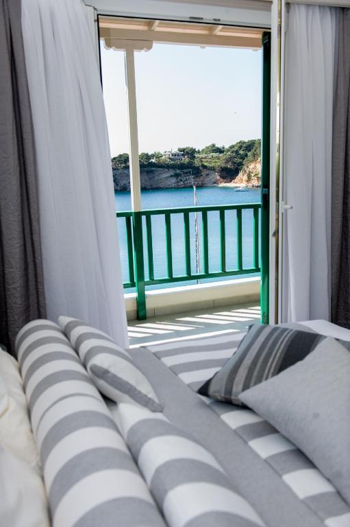 Alkyon Hotel Patitiri  Luaran gambar